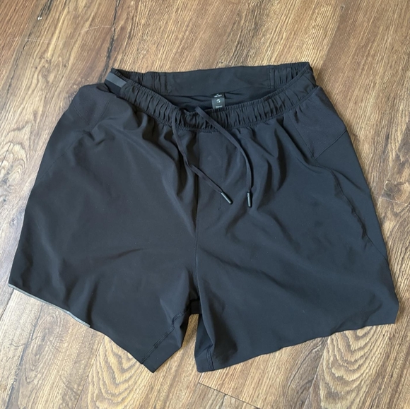 Lululemon Surge Lined Shorts 6" Medium - Picture 2 of 4
